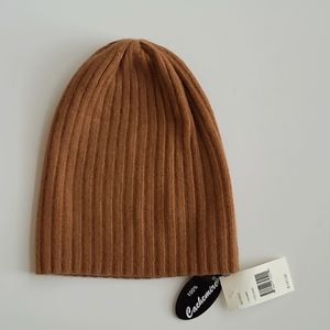Bergdorf Goodman Cashmere Hat